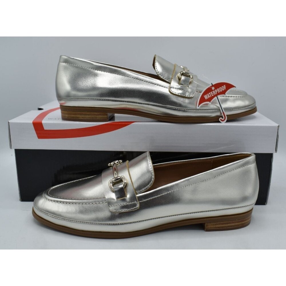 Blondo Women Size 11 Benita Platinum Metallic Leather WP Slip On Loafers Shoes - Picture 9 of 11